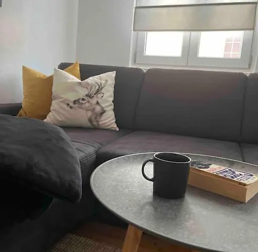 Apartment Schoene 2 Zimmerwohnung In *